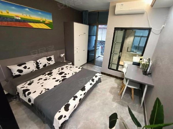 领秀不夜城旁 时代华庭精装一房 现代风装修押一付一包物业宽带