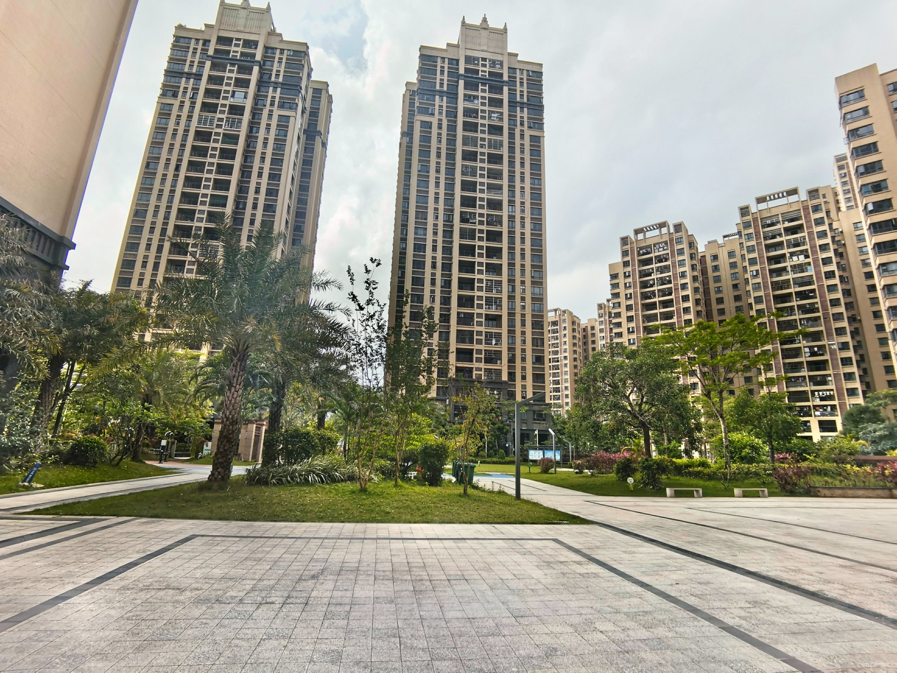 主阳台两卧室朝南 四房双卫 108平 交通便利 富川三期,富川瑞园二手房