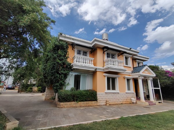 昆明西山滇池度假区金家大院大坝边独栋别墅,花园200平,停车方便出租