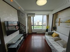 上海闵行静安新城（loft精装)降价1000 九号合川路步行500米 随时住出租房源真实图片