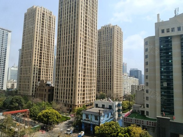 昆明盘龙滨江俊园葡萄街区天宇花园房东急租!押一付一!可短租!包水电!