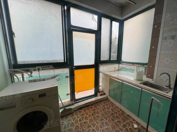 上海青浦青浦新城金域水岸苑(公寓住宅)17号线漕盈地铁口  一室户带