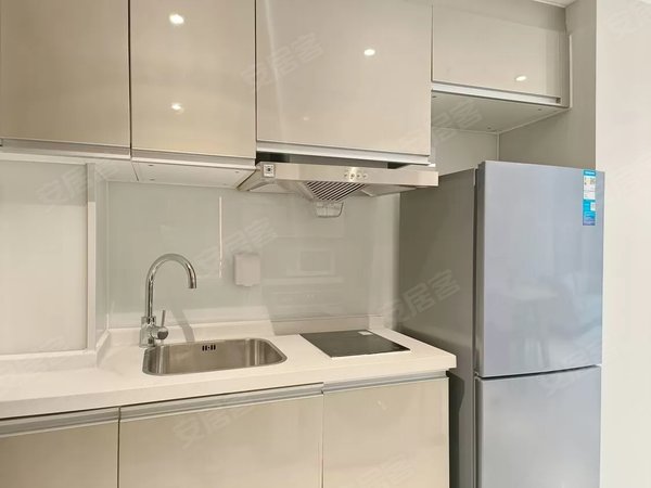 下瓦房租房,无中介费 包物业供暖费 可月付 海河大观 湘江道小学