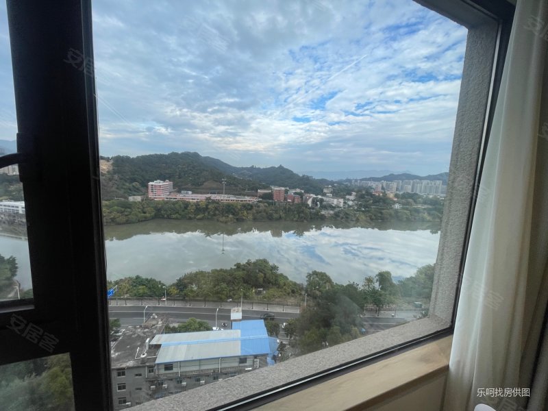 建发榕墅湾苏氏园林,端头三面一线看闽江,地铁口精装可拎包入住