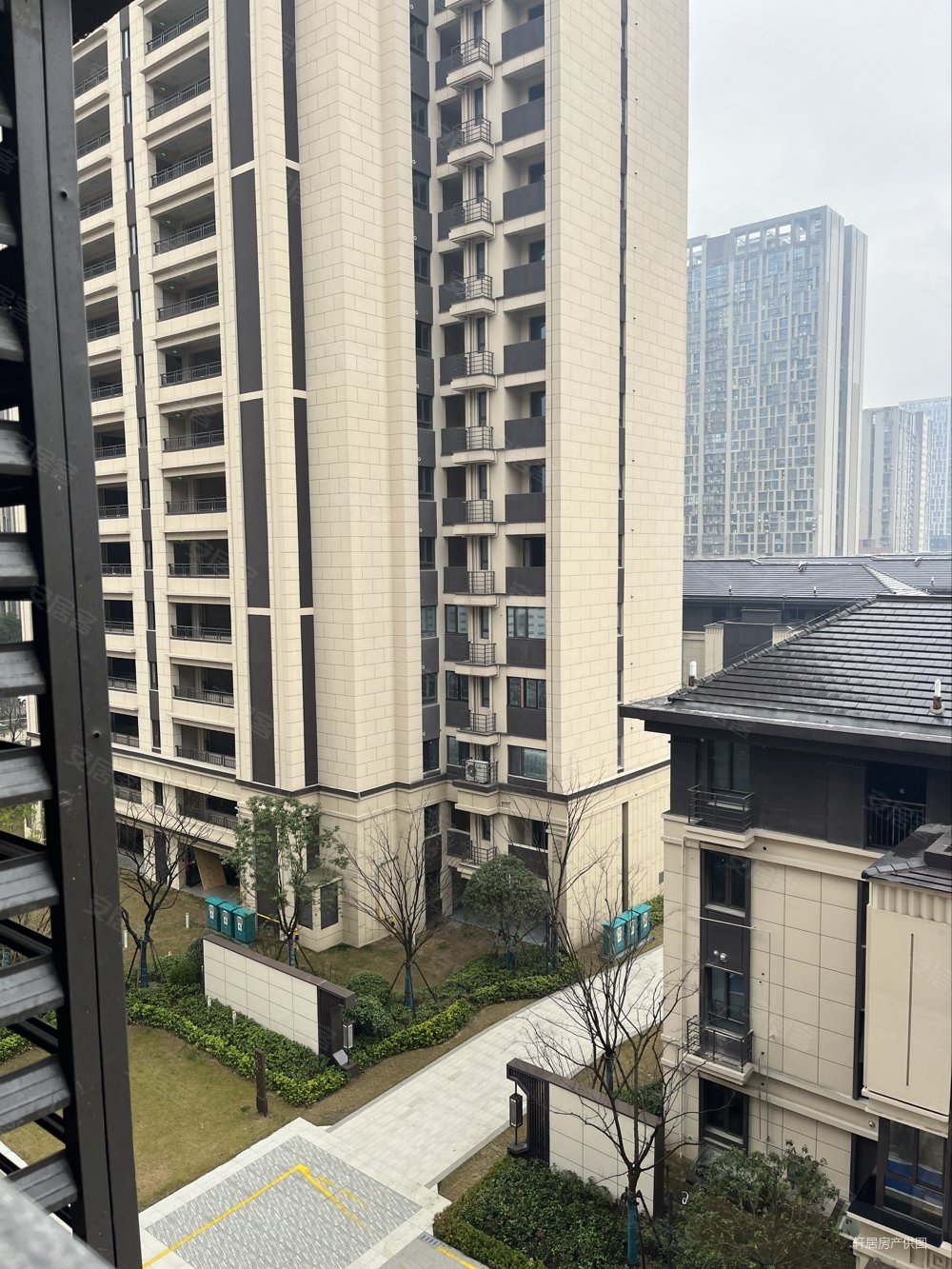 四房两厅三卫  改善户型  全明采光好 山樾雅苑