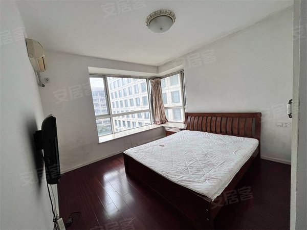 黄龙雅苑公寓住宅3室2厅2卫配套齐全南北通透