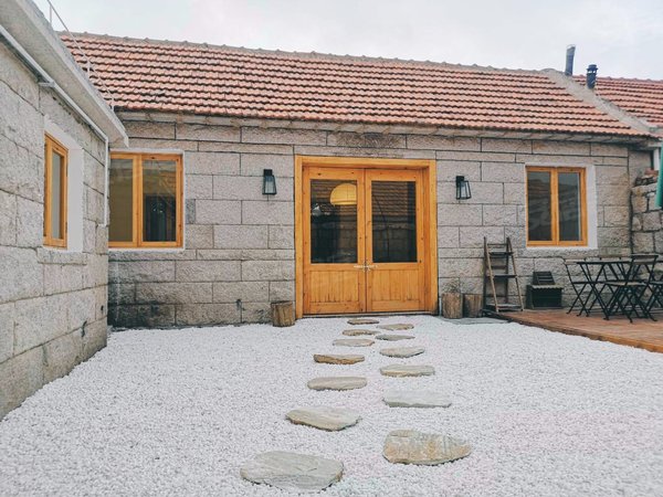 青岛崂山沙子口大河东村自建房崂山沙子口大河东村,平房带院,石头院子