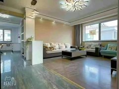 乳山市区商业街金盛苑电梯5楼  三室两厅 卫生间带窗 豪华装修  家电家具出租房源真实图片