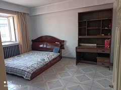 鹤岗工农新世纪广场成龙小区 3室1厅1卫出租房源真实图片
