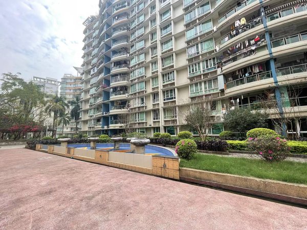 广州番禺南浦海龙湾海龙湾 精装修低层4房 保养好 可拎包入住 有匙