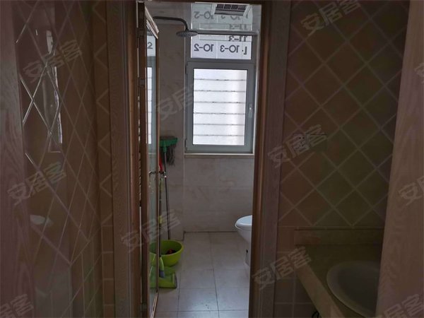 中城悦景,城阳周边租房,城中城悦景 3室2厅2卫 电梯房 精装修126平米