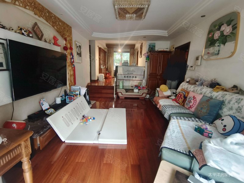 电梯三房,价格可谈,碧林湾(公寓住宅)二手房,910万,3室2厅,2卫,130.