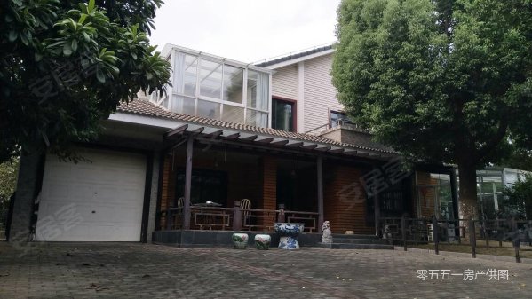 南艳湖 乡村花园 墅园独栋别墅 大院子 身份的象征