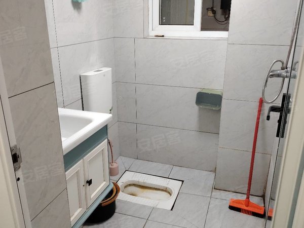 凉山西昌西客站泸川苑攀西商贸城附近，精装套一，家具家电齐全出租房源真实图片