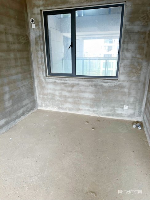 临安 买大三房 门口就是博物馆,环境优美 还带个车位哦,和煦锦庭二手