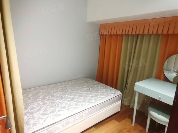 深圳宝安宝体名门华府花豪装全屋中央空调 宝体地铁口实用120平出租