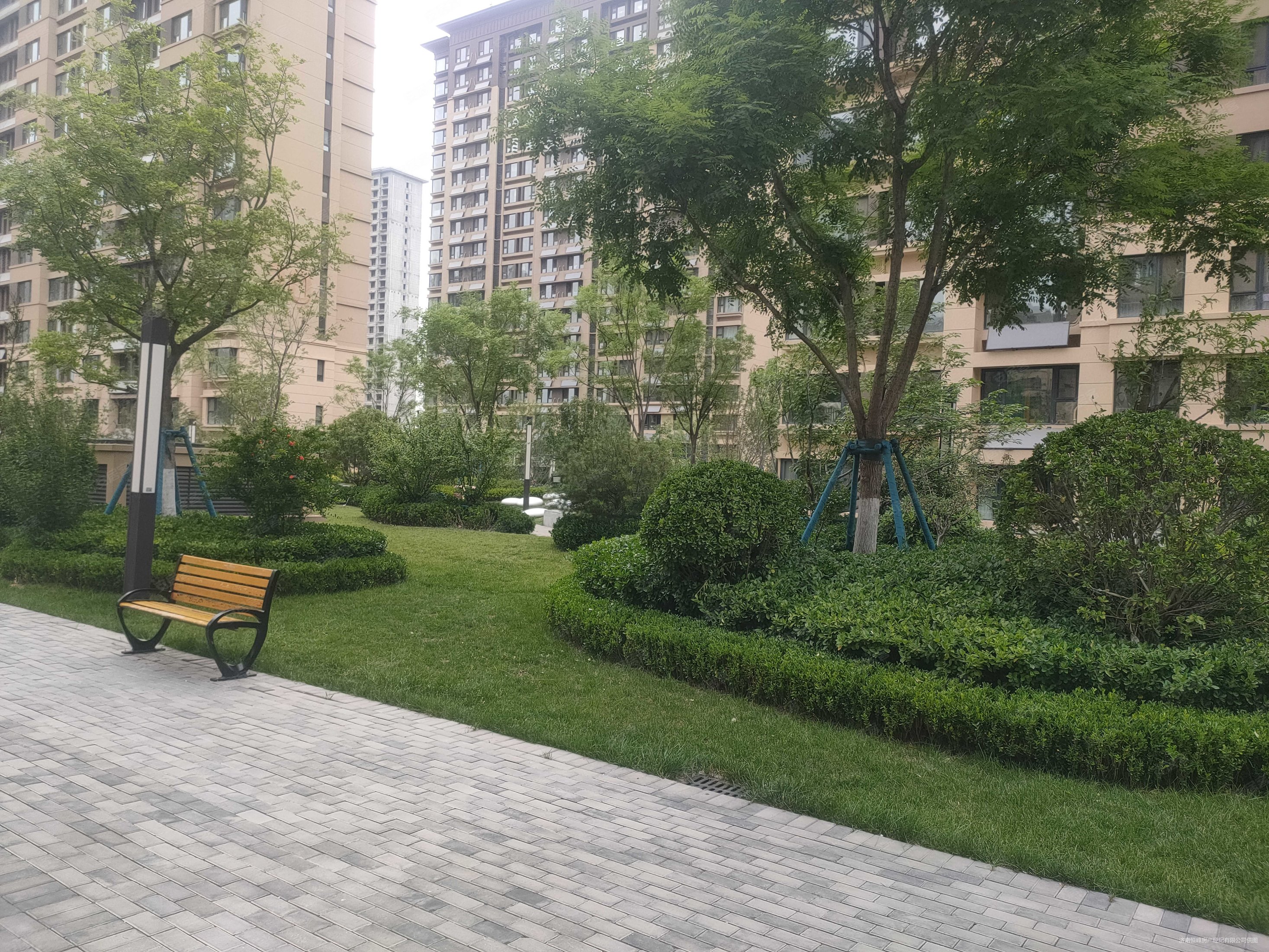 99平方米,中麓府二手房,182万,4室2厅,2卫,147.99平米-济南安居客