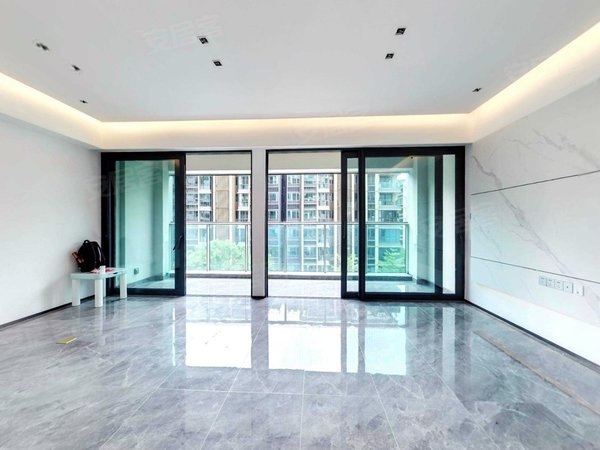 【多图】越秀和樾府,流塘租房,和樾府大4房 空房出租 近南科大附属