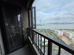 珠海横琴湾仔十字门商都旁,全新南向,望澳门烟花河景,免物业费,民水民电出租房源真实图片