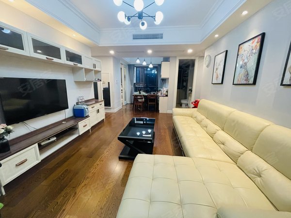 上海宝山淞南盛世宝邸(二期)盛世宝邸,近地铁318号长江南路站200米,精