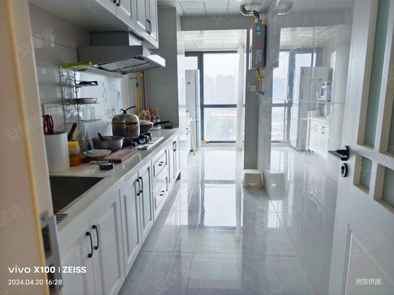 保利心语晴苑 双卫格局 近地铁 南北通透 次新房 中间楼层