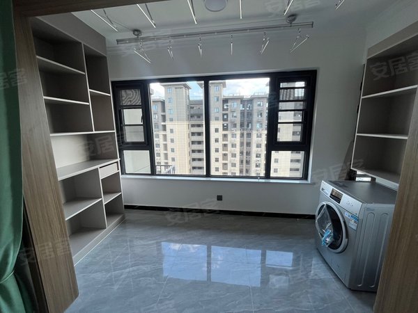 郑州金水福彩路融创中原大观桑园安置区融创中原大观桑园安置区 3室2