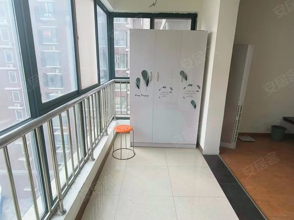 郑州管城管南片美林河畔七里河地铁口双线免押金!无中介费精装修给钱就租出租房源真实图片