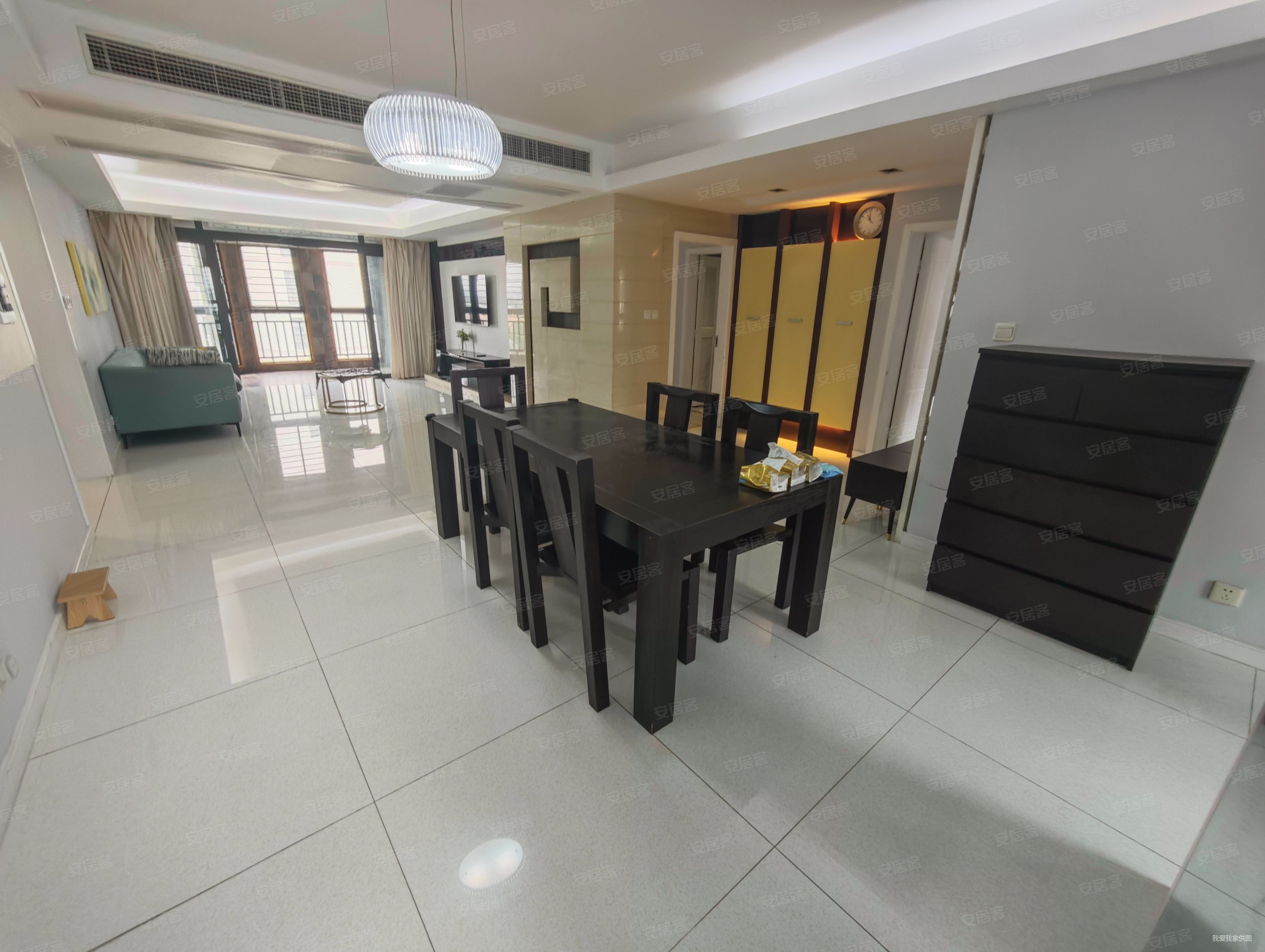 张江汤臣豪园四期3室2厅2卫137.9㎡南北1321万