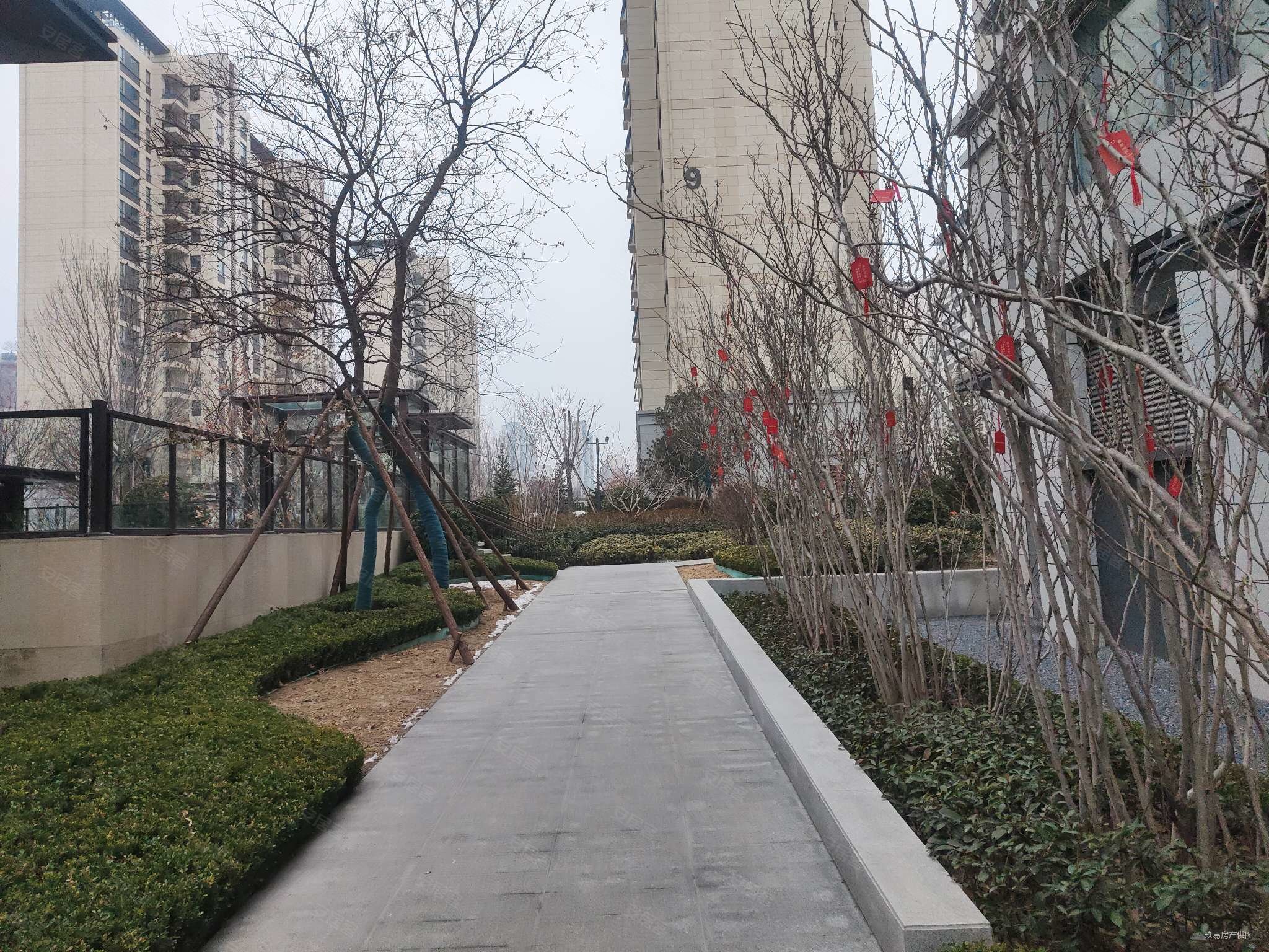 淄博房产网>淄博二手房>张店二手房>齐盛湖二手房>橡树黄金城>