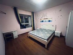 苏州张家港杨舍无中间费,紧靠万达的高性价比的主卧独立卫!!!!!出租房源真实图片