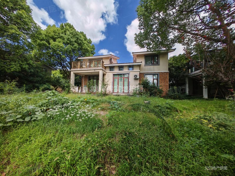 生茂养园5室3厅5卫350㎡南北2100万