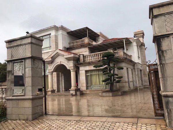 广州增城新塘碧桂园凤凰城凤鸣苑独立别墅出租 (办公自住)南向 室内