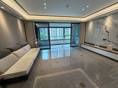 厦门湖里五缘湾南区五缘湾，建发五缘映月电梯四房，精装修拎包入住出租房源真实图片