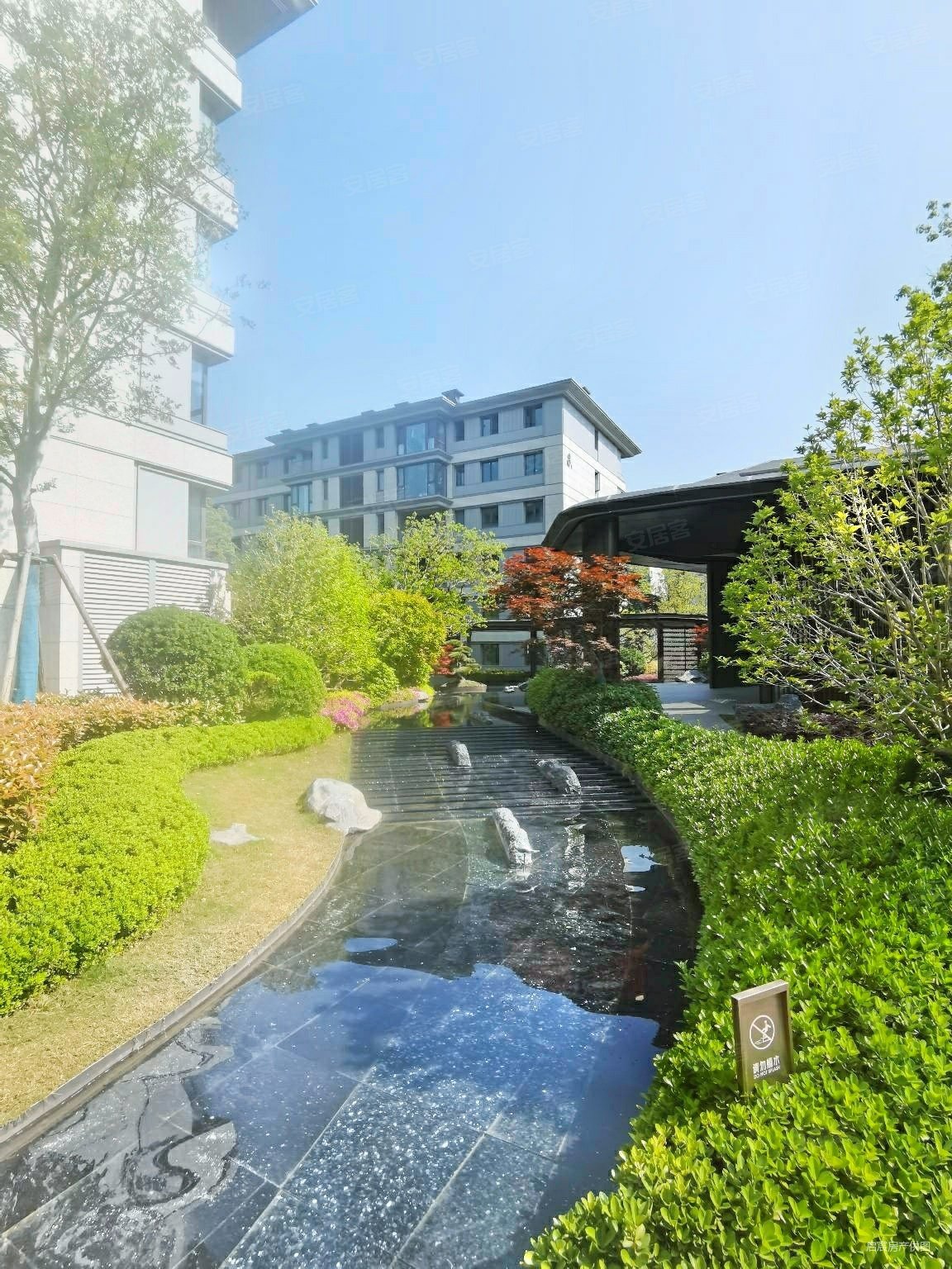 北龙湖南岸 纯粹多层洋房163平650万含双车位 随时看房,中海九号公馆