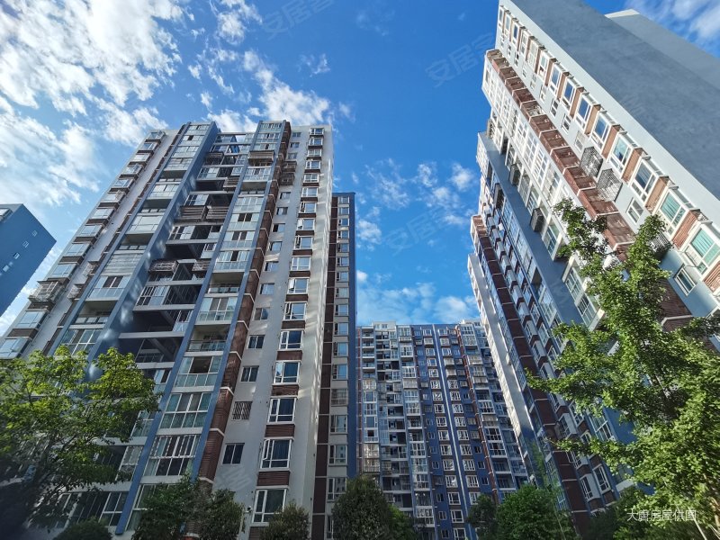 成都房产网>成都二手房>崇州二手房>羊马二手房>西蜀御景>