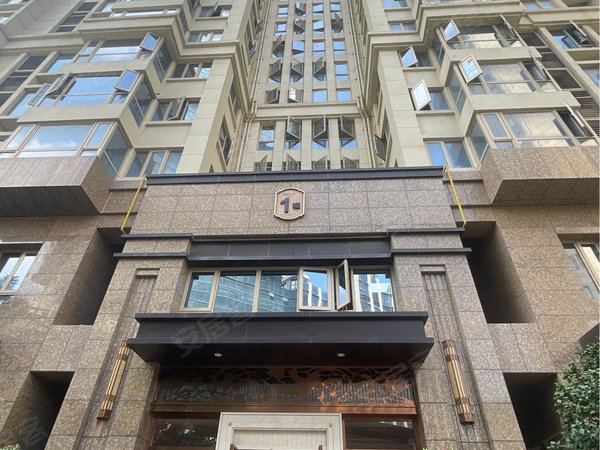 泉州丰泽宝洲路刺桐1号刺桐1号 4室2厅3卫 139平 配套齐全 豪华装修