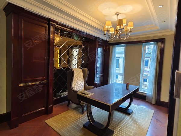 金华婺城婺城江南滨江金色蓝庭(别墅)湖海棠高档小区排屋,上下四层家具家电齐全拎包入住出租房源真实图片