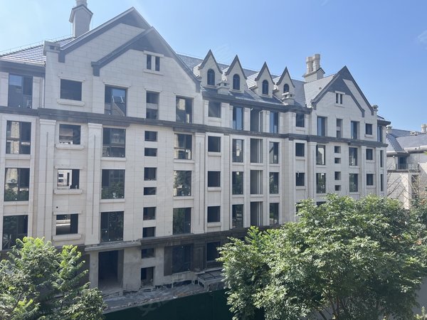 昆明官渡新亚洲体育城俊发滇池one9组团伯克郡生态半岛滇池俊府花园