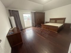 上海浦东康桥康桥半岛大四期，可居住，有钥匙，二层独栋，带大花园出租房源真实图片