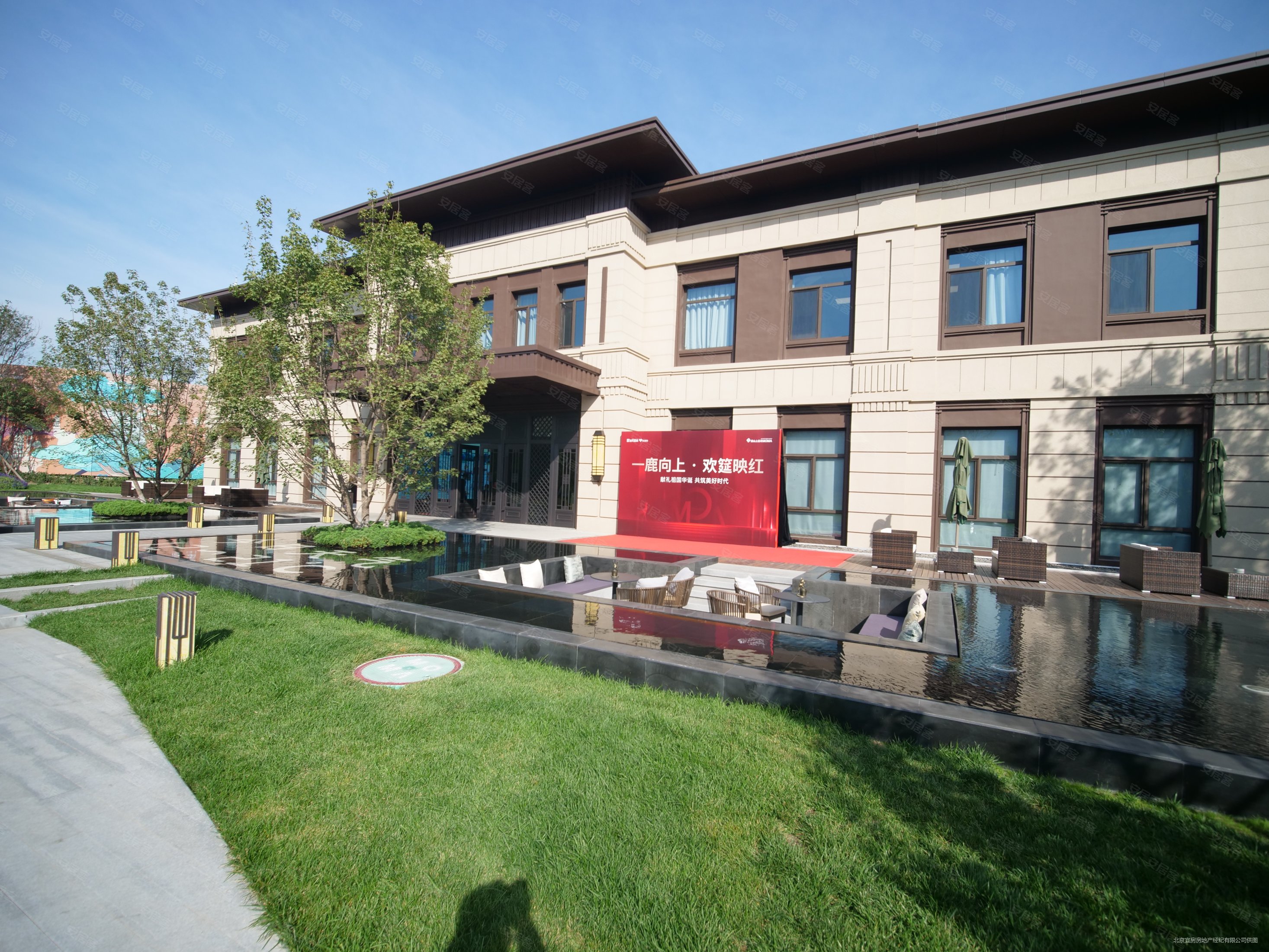 西山上品湾moma3室2厅2卫131㎡南北426万