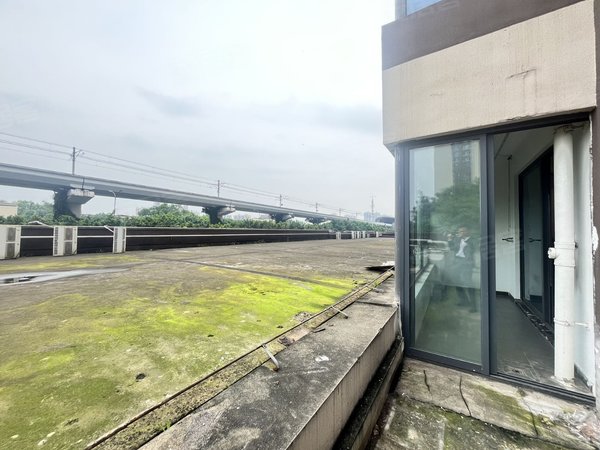 【多图】富力院士廷(b组团),陈家桥租房,近地铁,小区免费停车,现代风