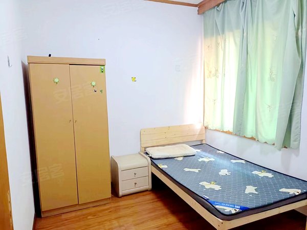 自贡大安马吃水山水名苑4楼! 4楼!