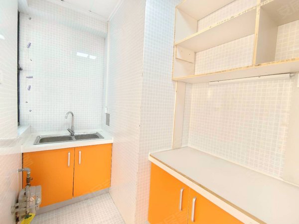 急租橙果公寓可做工作室可注册7号线建安街武汉南湖医院