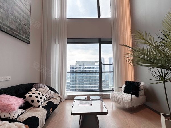 杭州滨江区政府杭州壹号院(公寓住宅)臻奥院二期 330方五房四卫 次