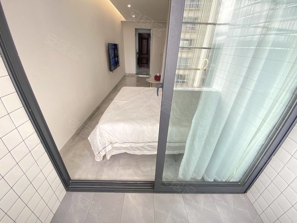 海口龙华国贸红玫瑰大厦国贸世贸友谊阳光城上邦百汇城万绿园繁华地区