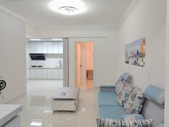 防城港港口桃花湾广场港口区白鹭湾两房一卫出租房源真实图片