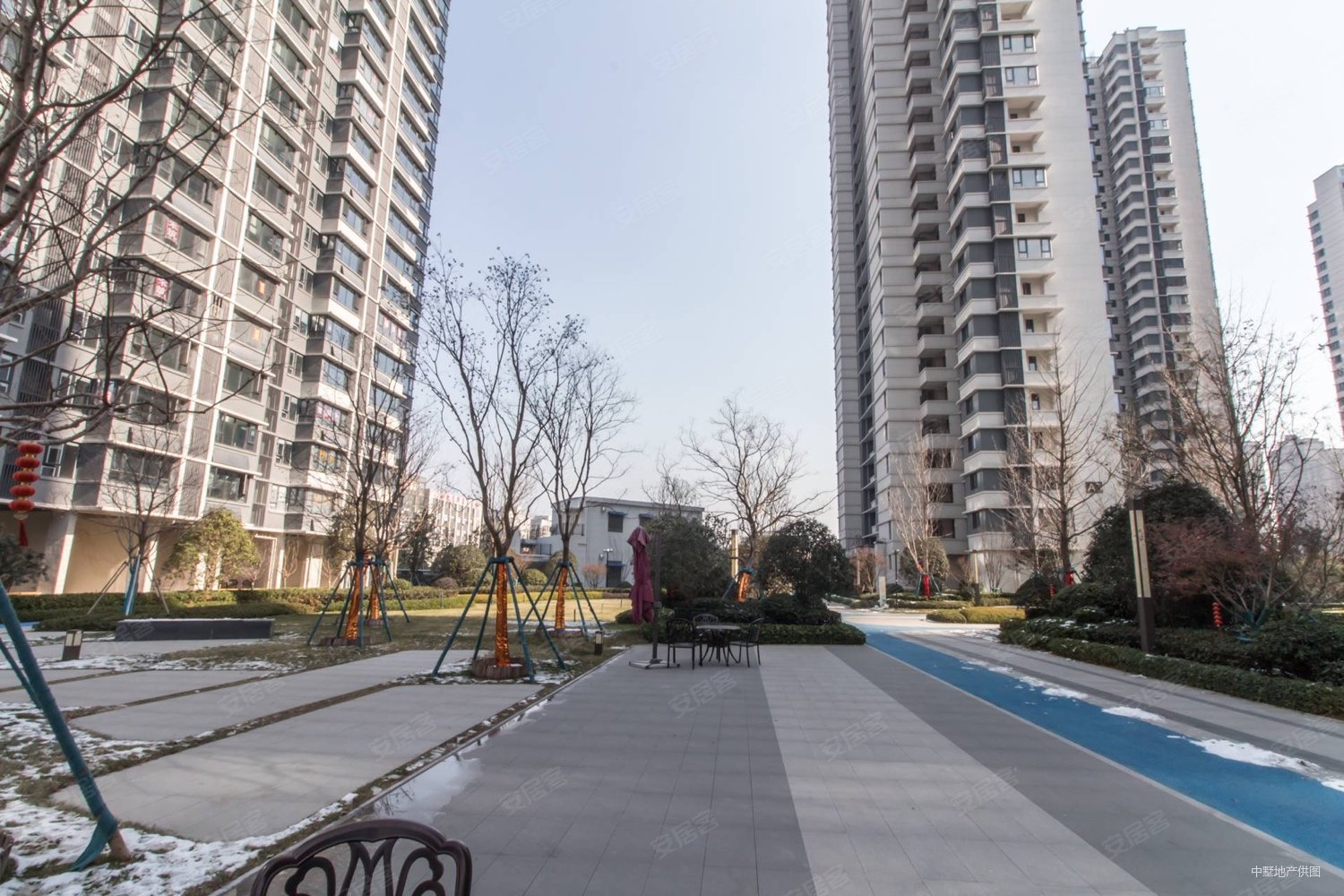 保利海上明悦3室2厅2卫106.79㎡南北147万