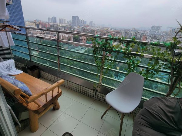 广州海珠客村丽影广场丽影广场c区  适合美业工作室 装修新 南向可商