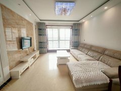 驻马店驿城大商新玛特玖隆茂附近，鹏宇天下城精装两室两厅一卫，干净采光好。看房方便出租房源真实图片