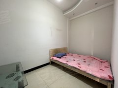 鄂州华容葛店开发区短租优先 不挑剔的 有床就能睡得来看房出租房源真实图片